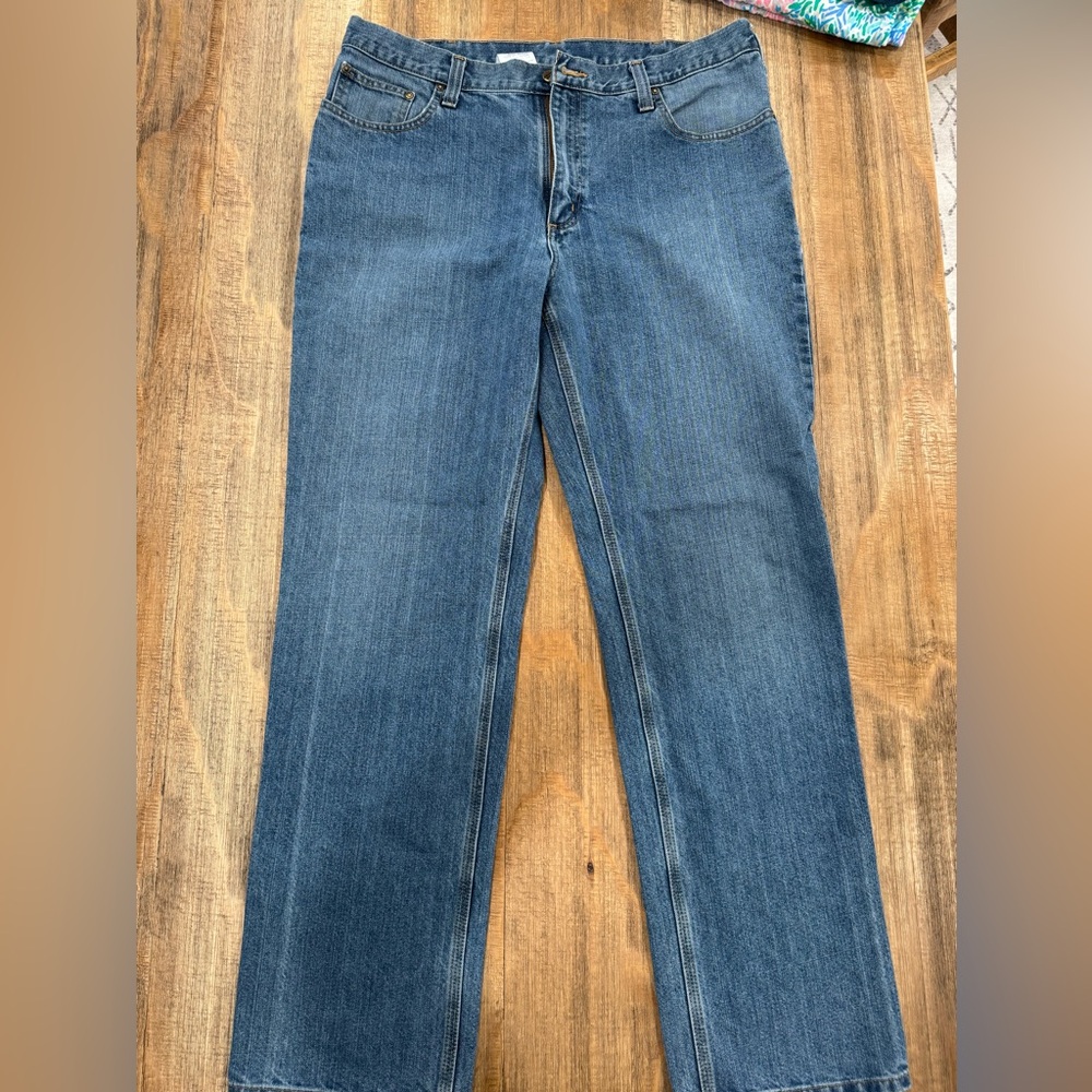 Carhartt mens relaxed fit 38 x 34 jeans excellent preowned condition medium wash